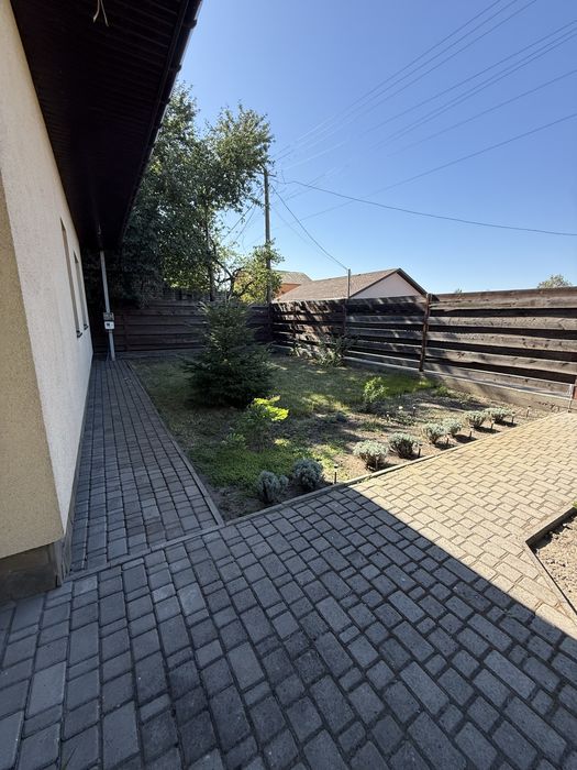 Продам дом (дачу) Подгородее Підгороднє