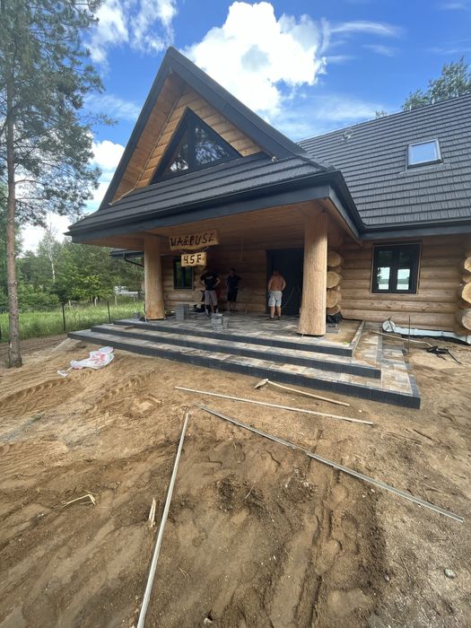 Kosttka brukowa Brukarstwo Usługi brukarskie Układanie kostki brukowej