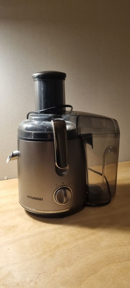 sokowirówka 230v Hyundai