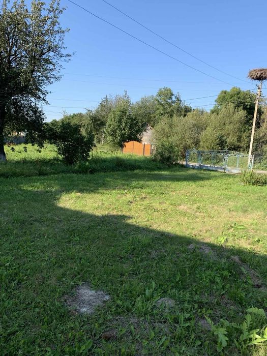 Продам ділянку 0.25га із старим деревяним будинком