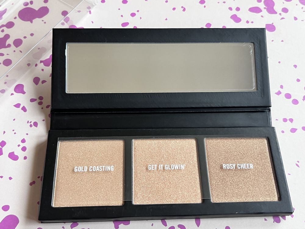 MAC hyper real glow zestaw rozświetlaczy