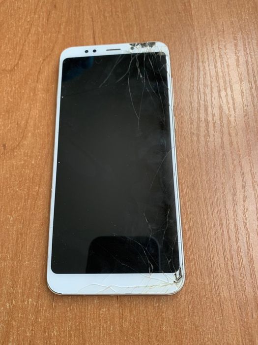 Xiaomi Ксіомі 5 плюс На запчастини