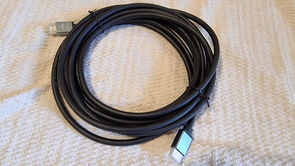 Продам кабели HDMI-HDMI 2.1 и 2.0 (5 метров, 2 метра)