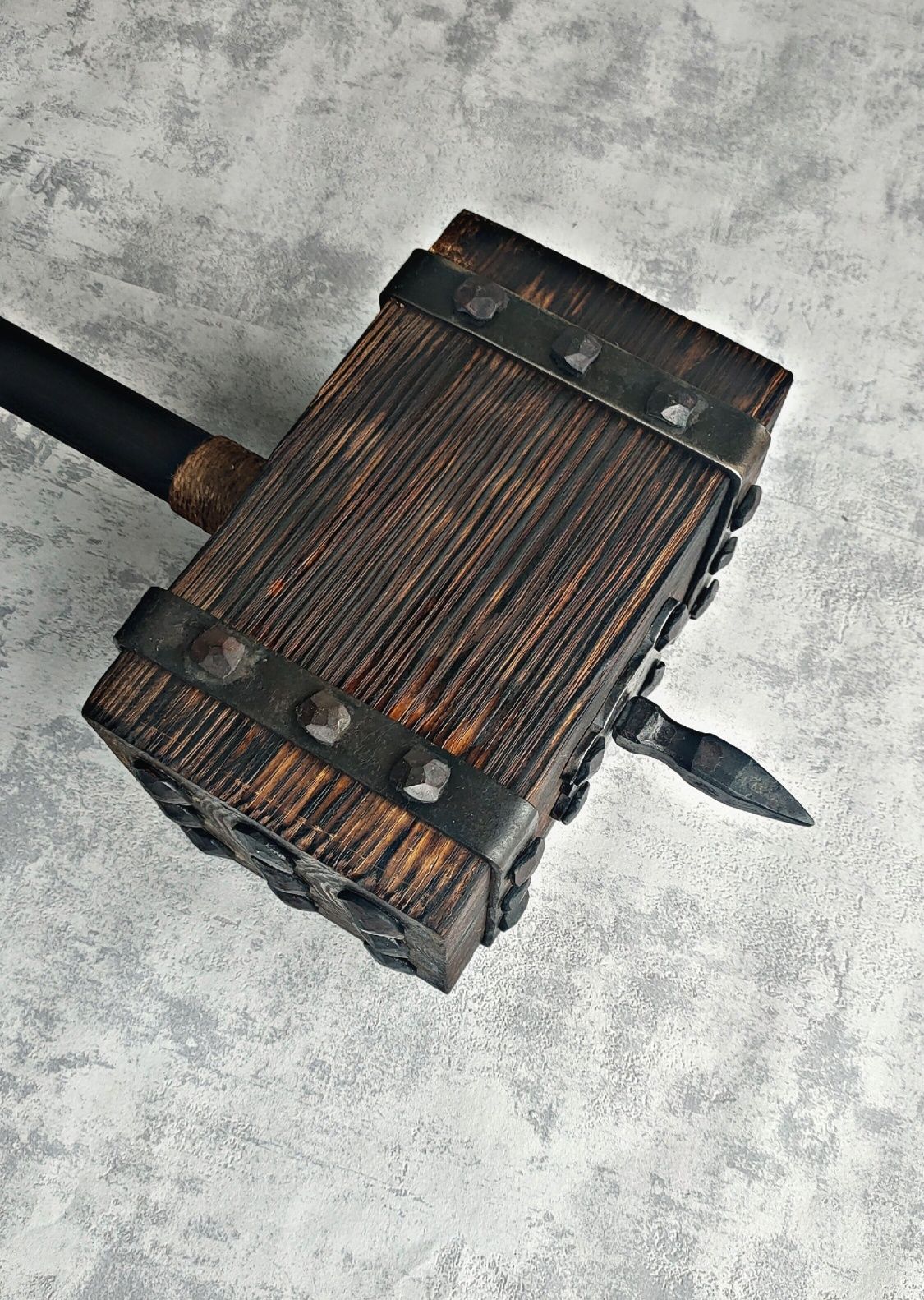Młot kuty metal+drewno