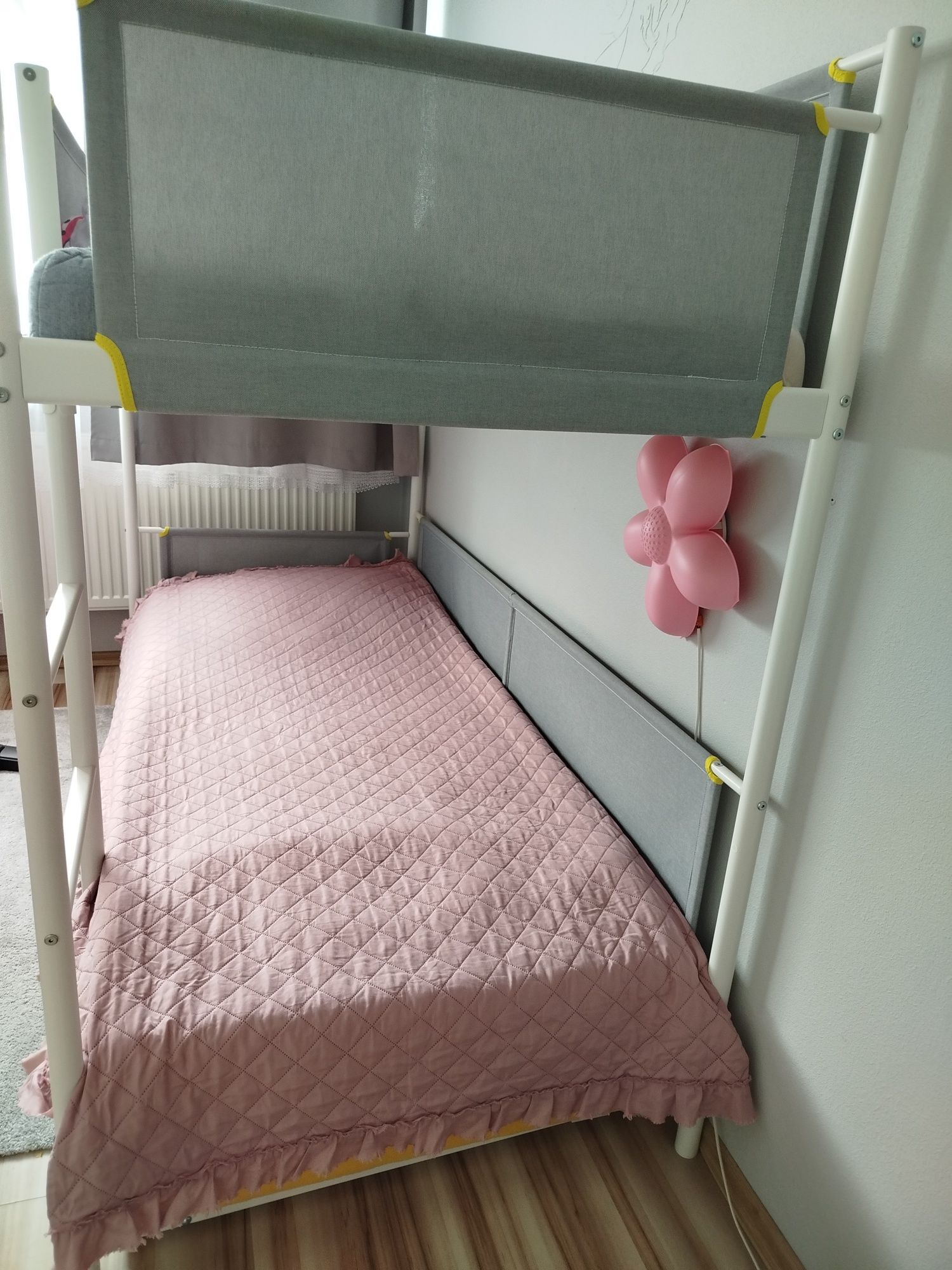 Ikea Vitval łóżko trzy piętrowe dla 3 osób
