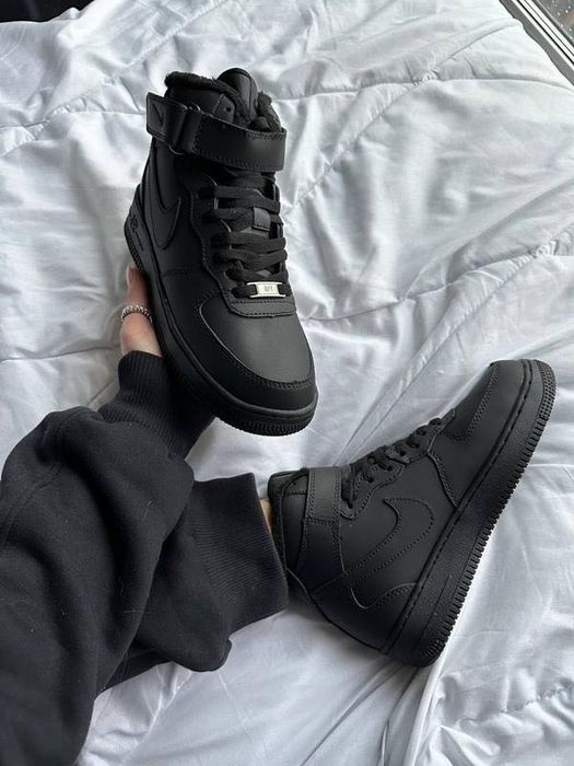 Зимові чоловічі Nike Air Force 1 Mid Black хутро