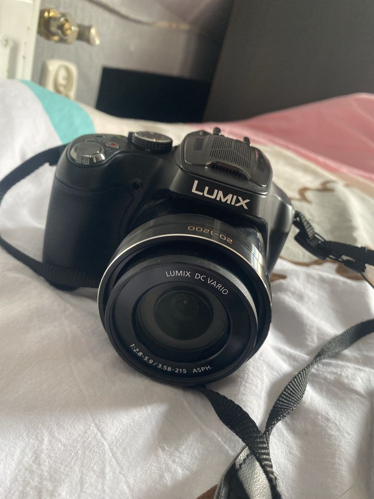 Aparat Panasonic Lumix 60x Zoom