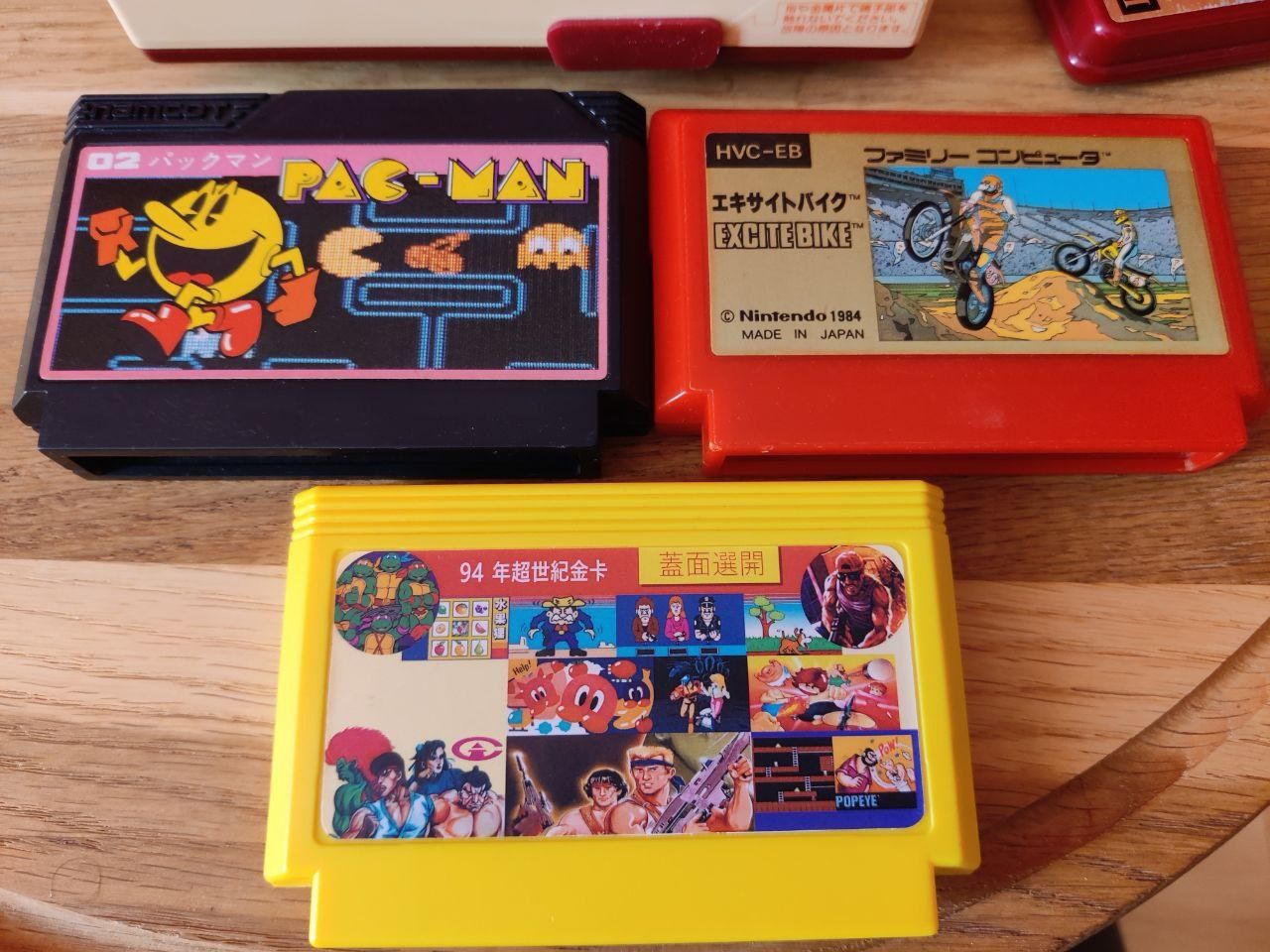 Картріджі Nintendo Famicom
