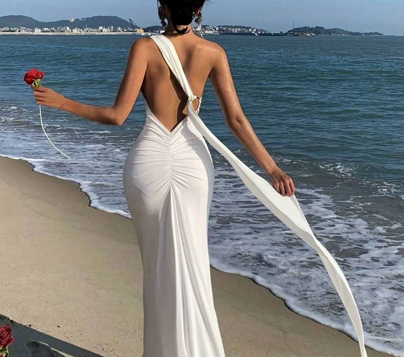 Elegancka sukienka ślubna