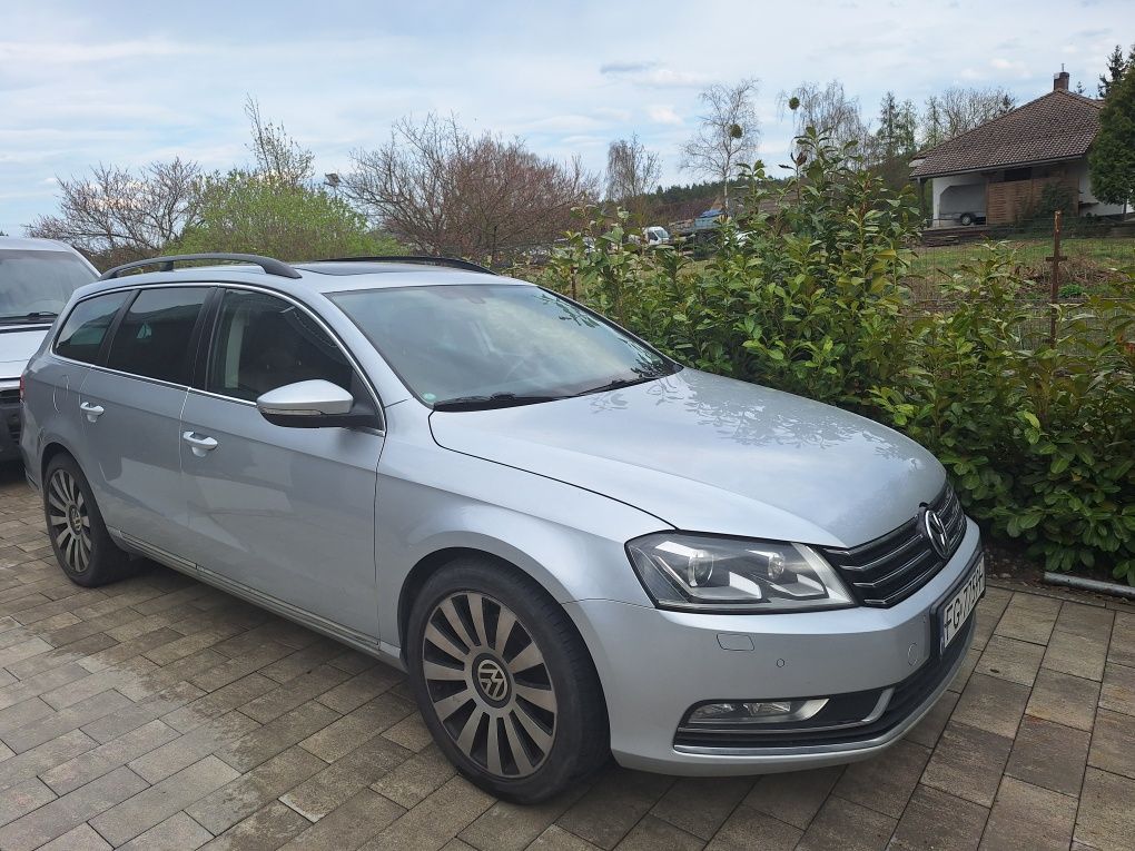 VW Passat B7. 2012( grudzień) r. 2.0. DSG. 175k.