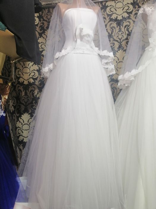 Свадебное платье