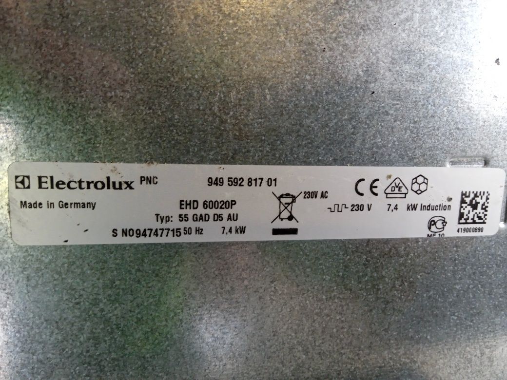 Płyta indukcyjna Electrolux 7,4 kW