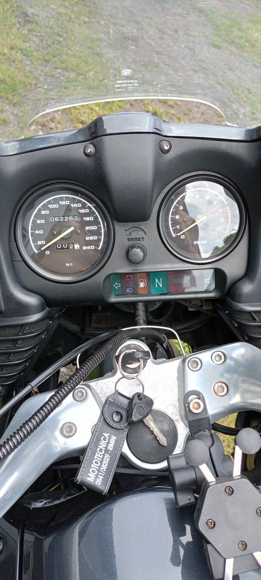 Sprzedam BMW R1100RT w idealnym stanie technicznym i wizualnym