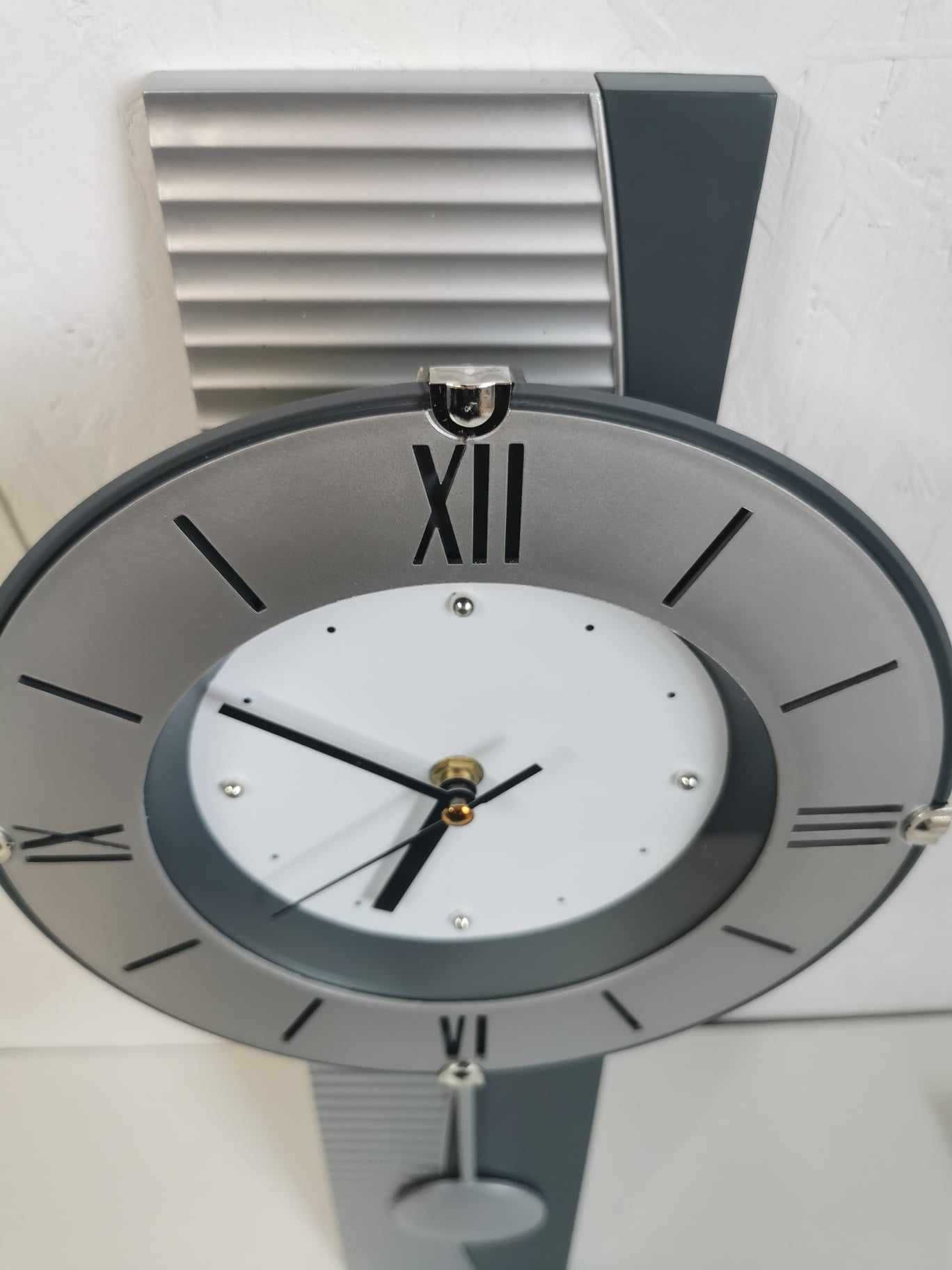 Zegar ścienny z wahadłem Moderne Pendeluhr TFA