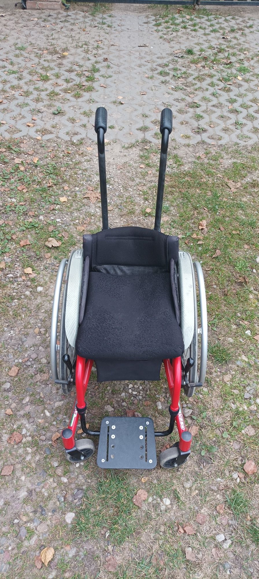 Wózek inwalidzki GTM kid