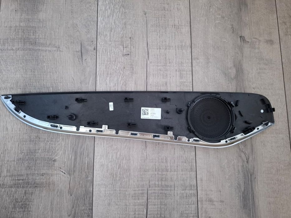 Listwa Dekor Drzwi Mercedes W 205 PT