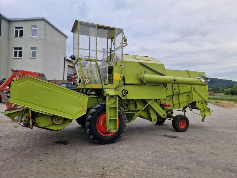 Комбайн Claas Consul
