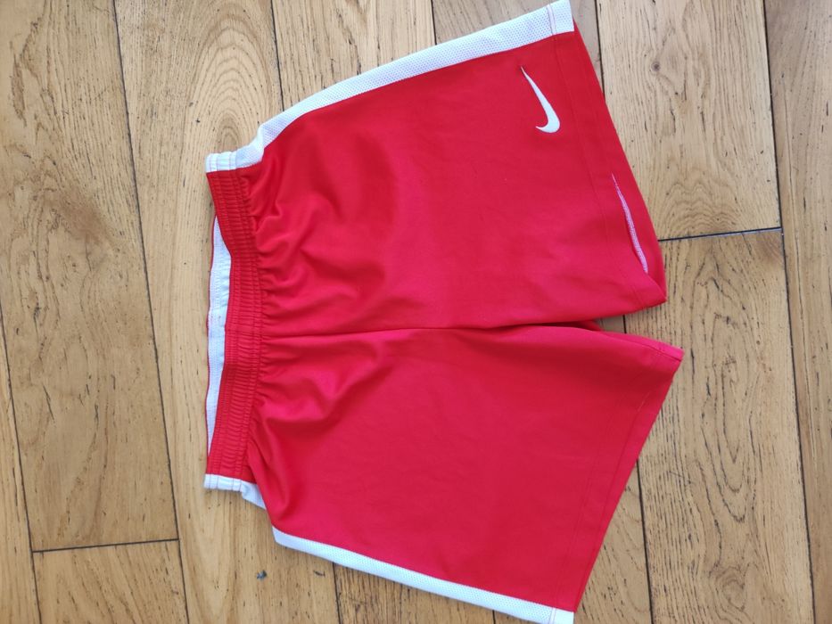 Spodenki sportowe NIKE dziecięce 120-150