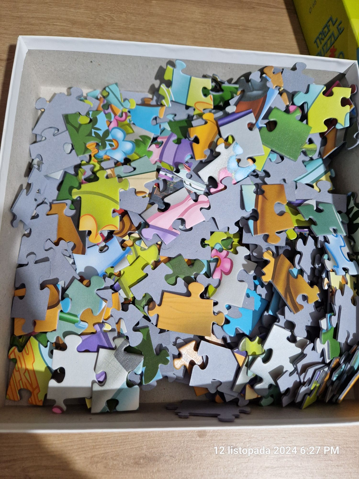 Puzzle Scooby-Doo 300 el jak nowe
