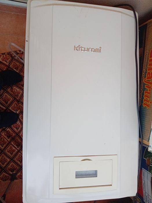 Газовий настінний двоконтурний котел