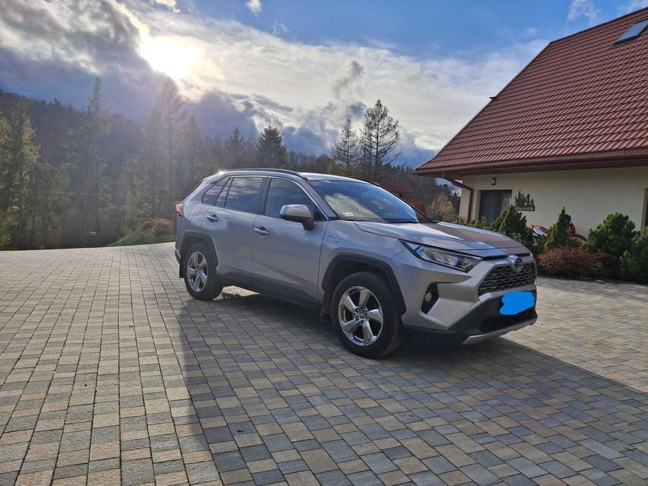 Toyota RAV 4 Hybtyd 2021 r. Na gwarancji. Bezwypadkowa. Garażowana.