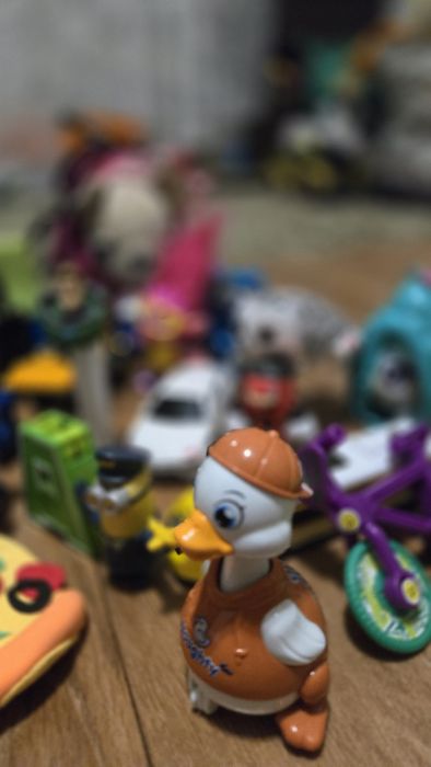 Іграшки комплектом, одним набором