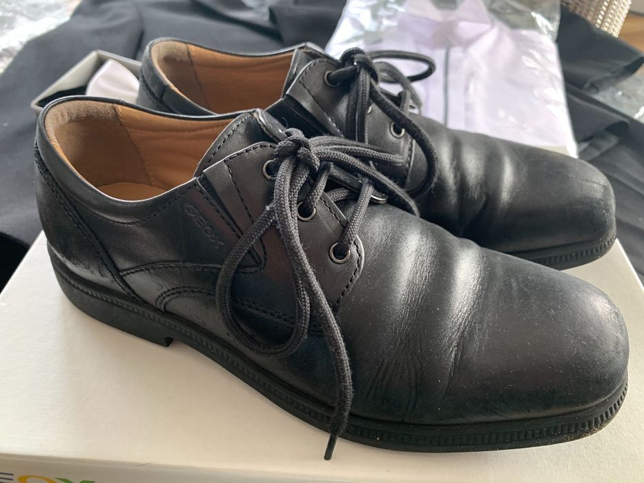 czarne buty KOMUNIA Geox Respira r. 36