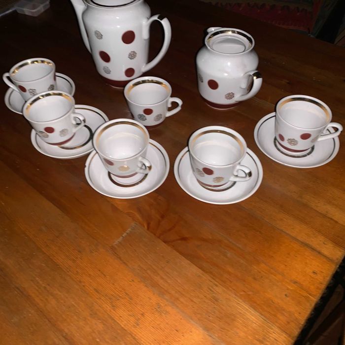 stary scerwis  porcelanowy do kawy Gorodnica  Horodnica ze złoceniami