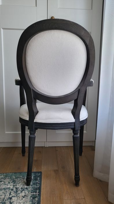 Fotel Ludwik Medalion