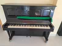 Pianino sprzedam