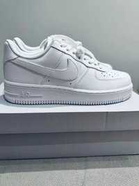 Nowe Buty Nike Air Force 1 '07 Białe R. 42