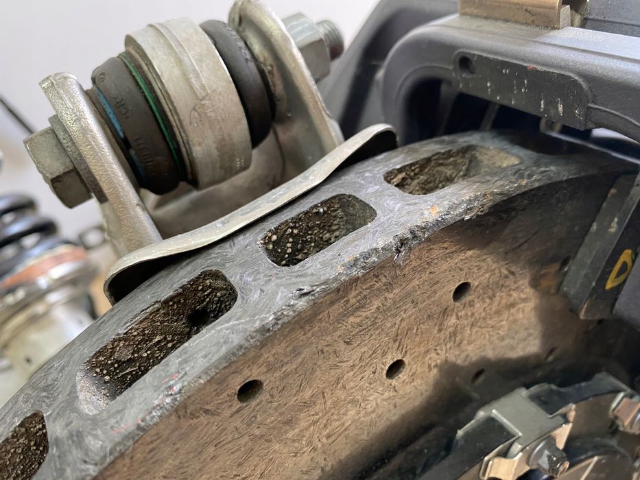 ferrari 488 gtb tarcza hamulcowa tył ceramika lewa