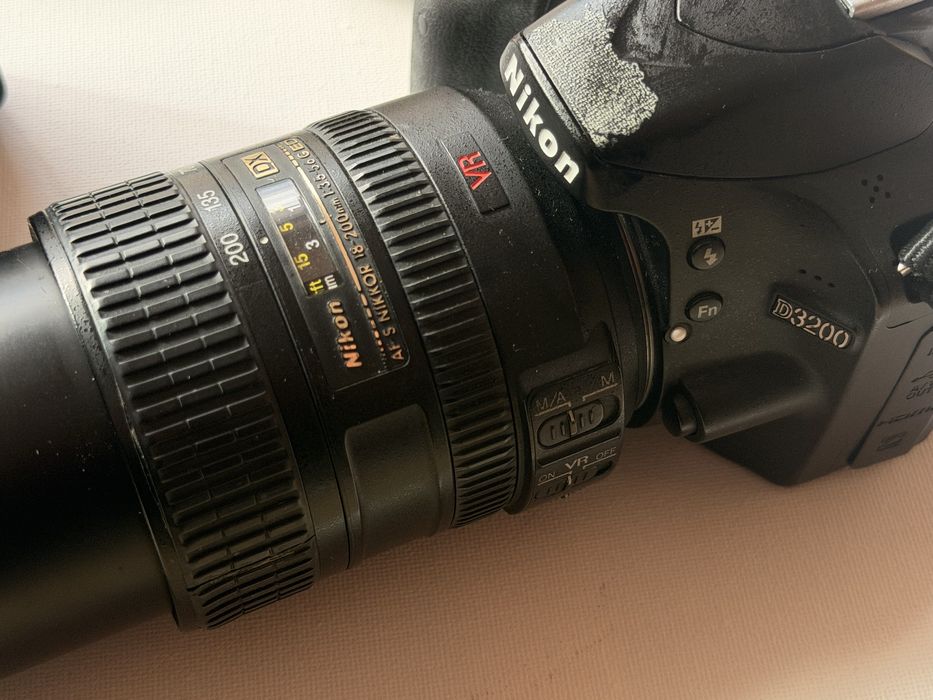 Nikon D3200 DSLR + Lente original +Nikkor 18–200mm f/3.5–5.6G ED VR II