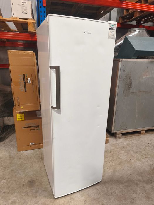 Arca congeladora vertical com 6 gavetas