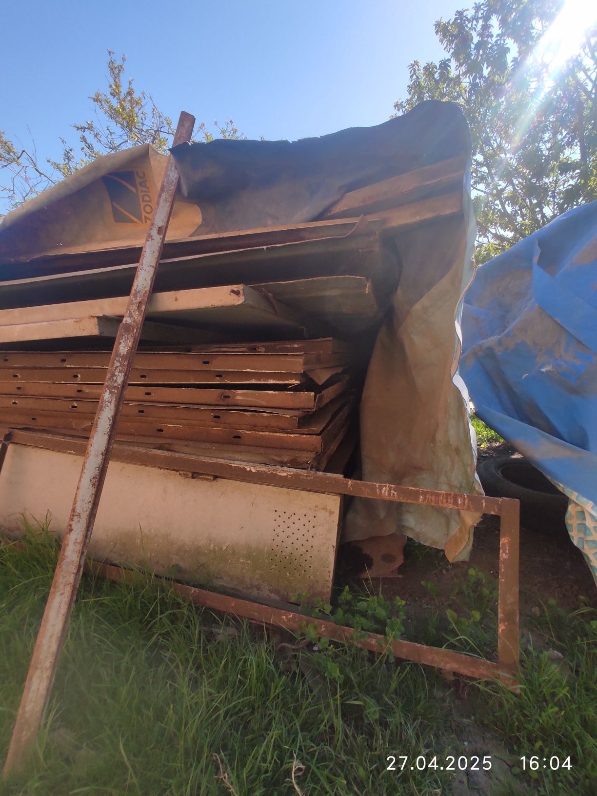 Продається розібраний складний волговський гараж подовжений