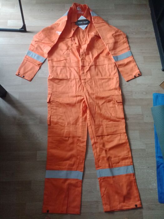 Profesjonalny kombinezon ochronny