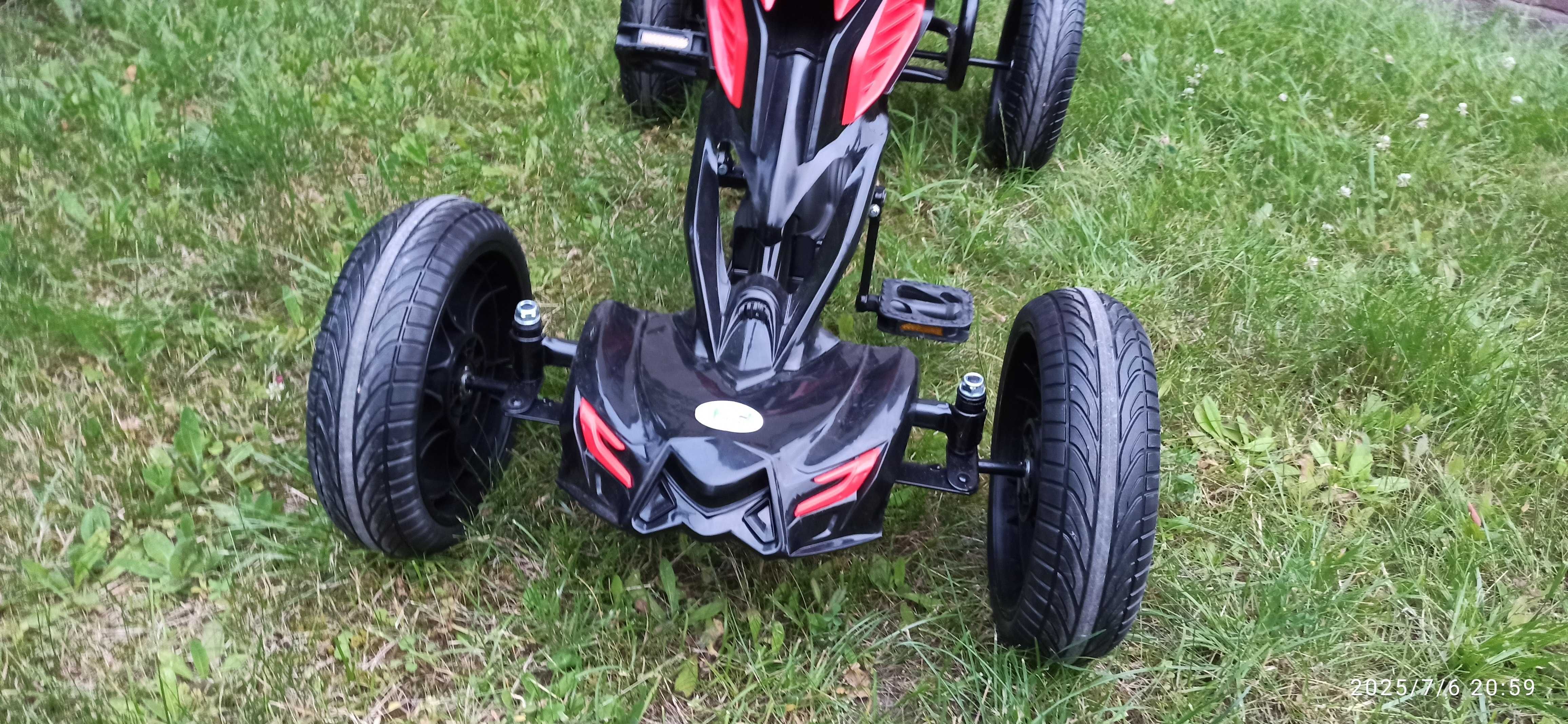 Gokart dla dziecka.