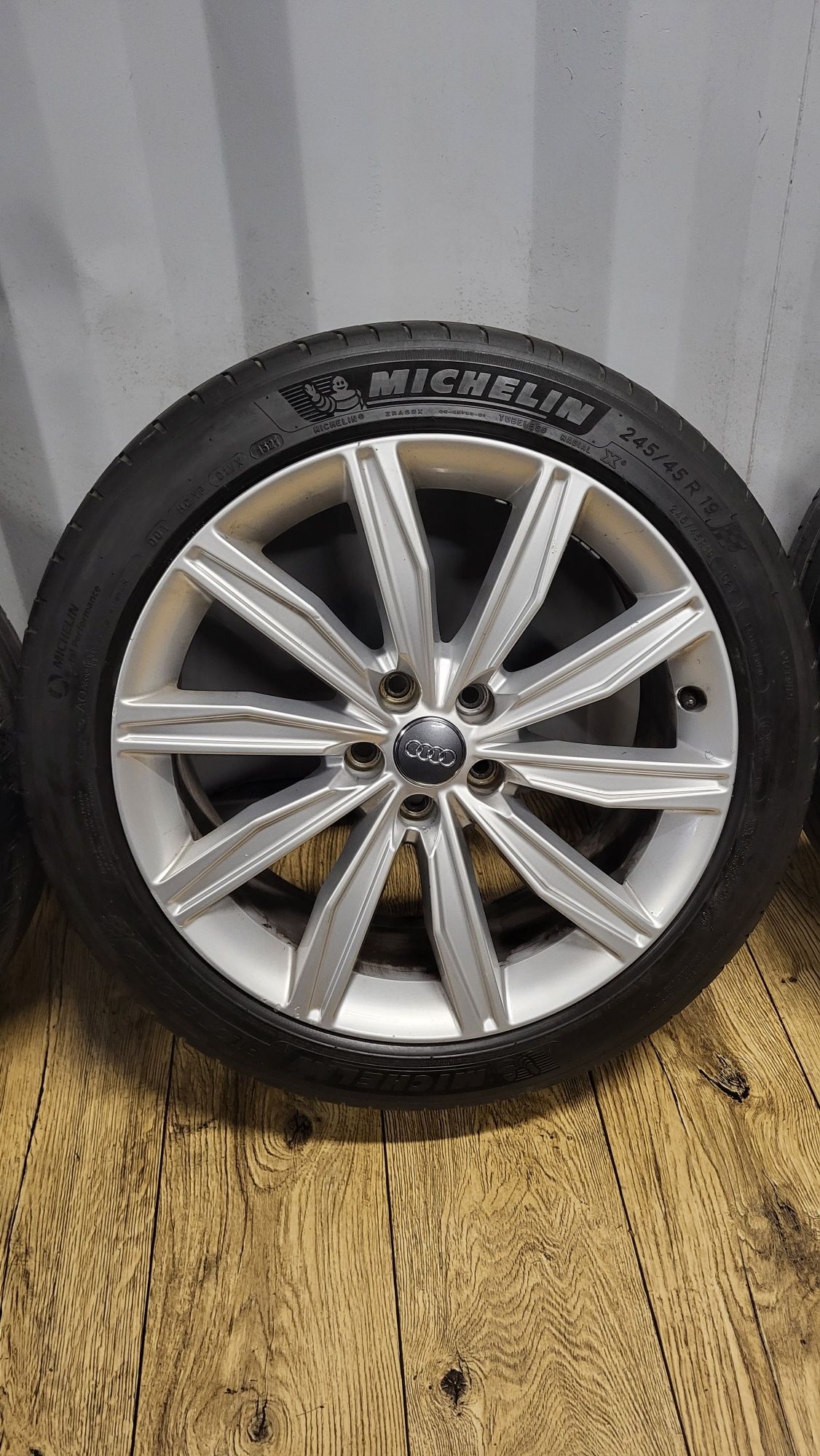 Alufelgi Audi 19" 5x112 z oponami 245/45 R19 A6 S6 C8 4K A7 A8