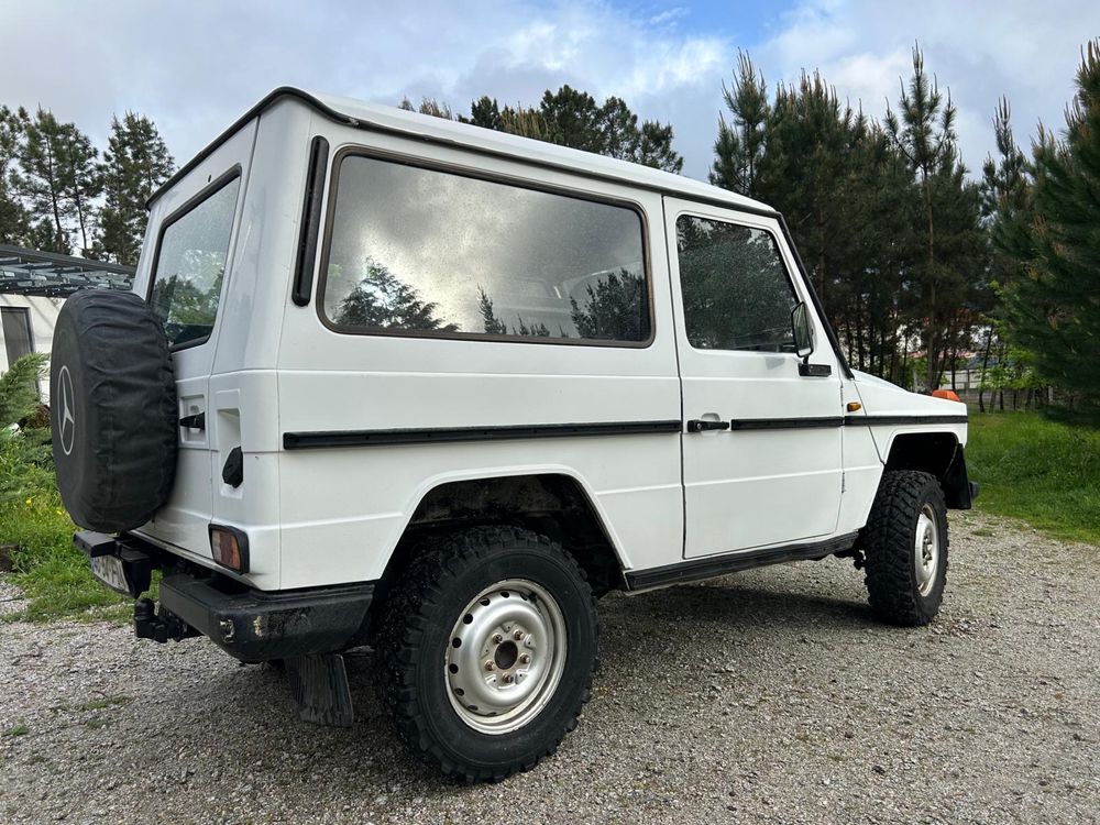 Mercedes-Benz G 240D