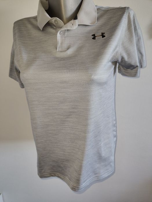 Markowa koszulka sportowa Under Armour r 36 S bluzka krótki rękaw