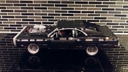 Dodge Charger Fast and Furious LEGO