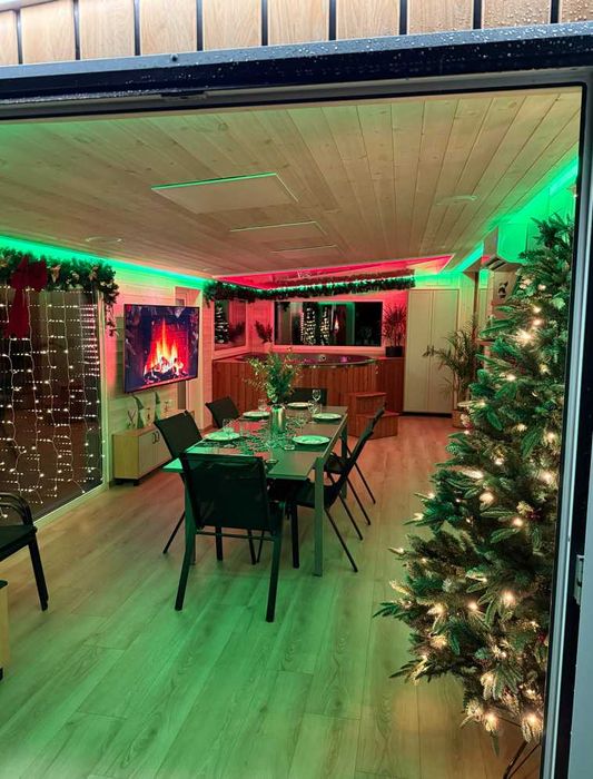 domek na święta dla 8 osób nad jeziorem sauna jacuzzi  bez sąsiadów