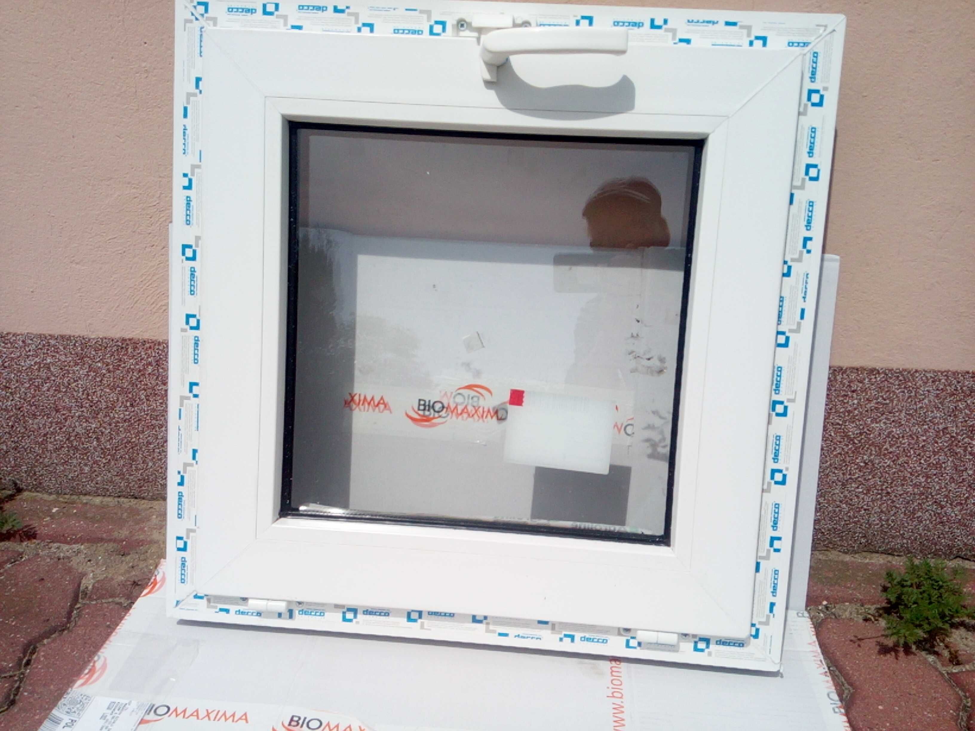okno PCV szer.70 x wys.50 białe,techniczne i inne