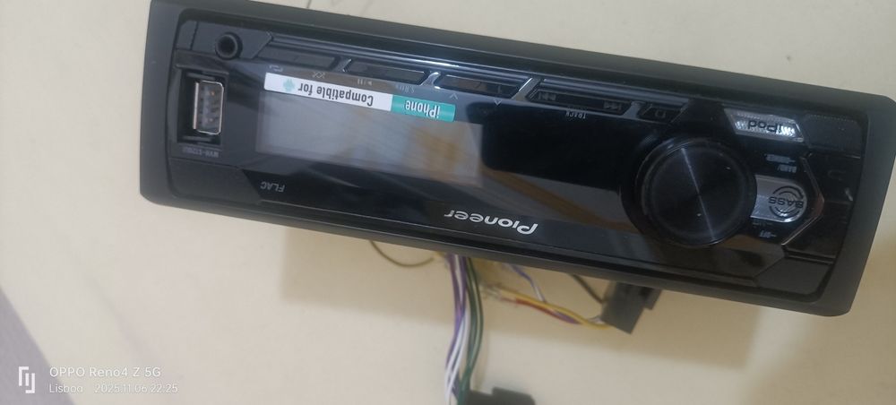 Auto rádio Pioneer MVH 120UI /Entrada USB AUX Compatível Apple Android