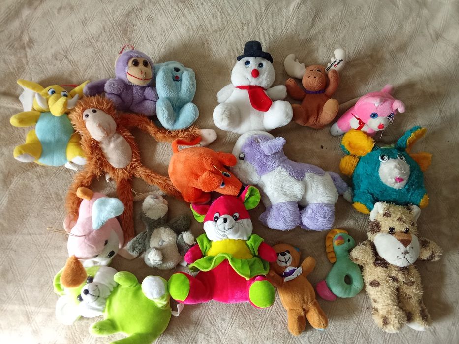 Продам недорого м'ягкі іграшки