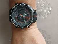 Zegarek Timex z kompasem, termometrem, wskaźnikiem pływów wód i datą