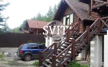 Продам 2-х поверховий будинок - зруб у сосновому лісі.