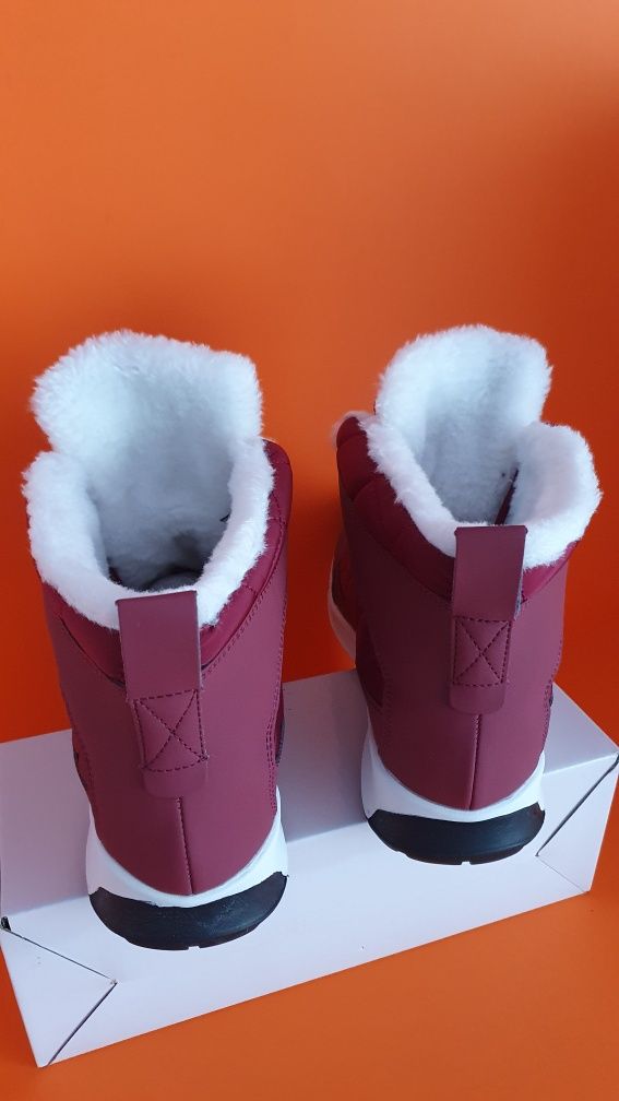 Buty nowe damskie zimowe ocieplane modne Rozmiar 37 / wkładka 24 cm
