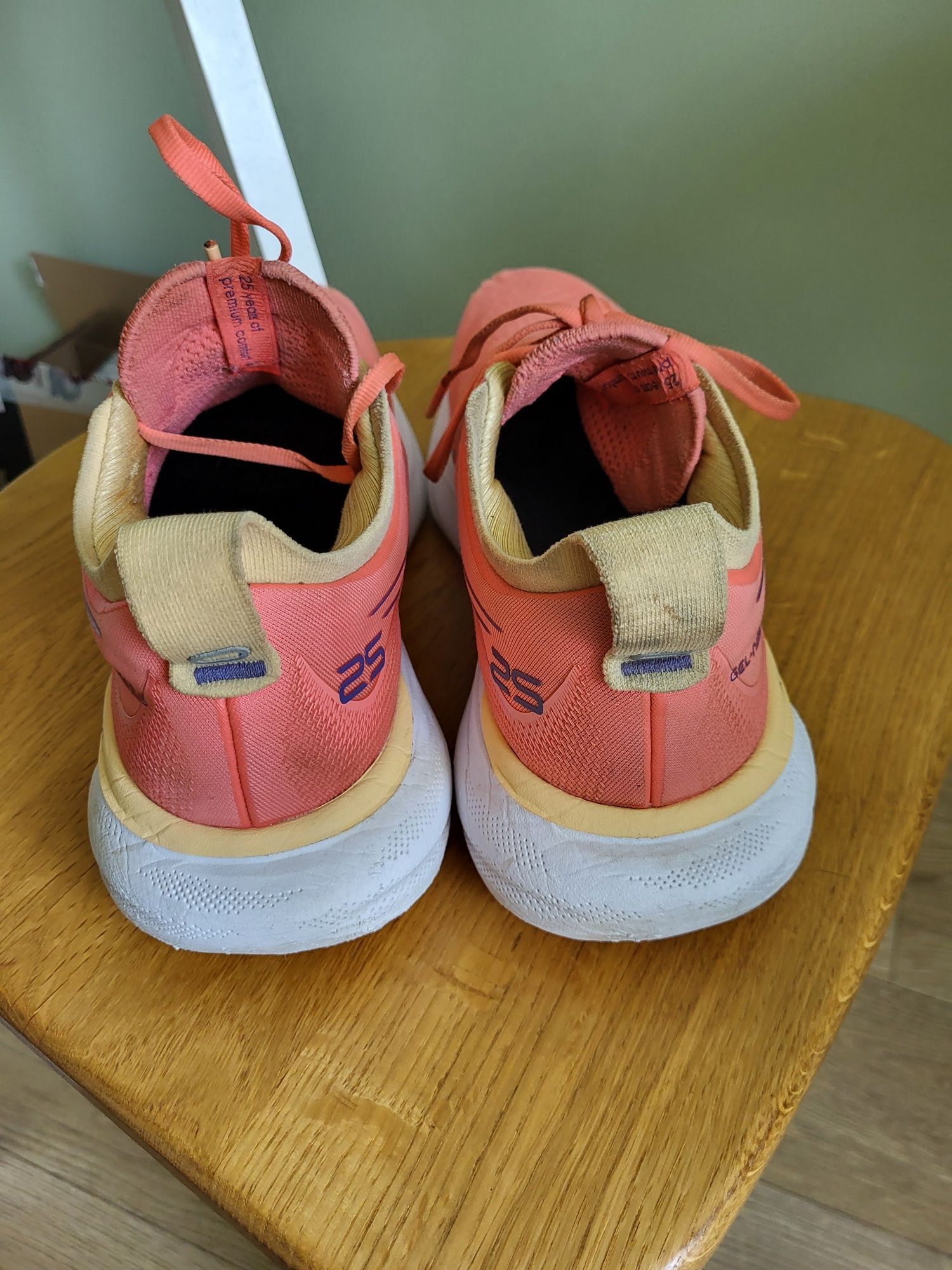 Кросівки Asics gel-nimbus 25