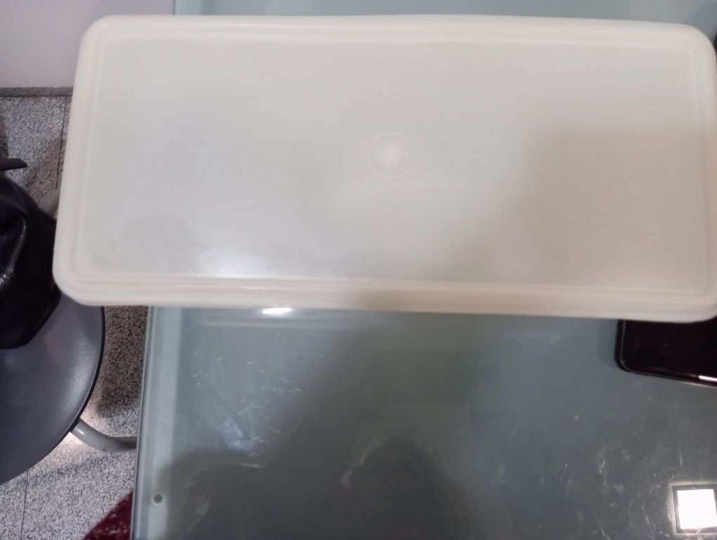 Tupperware retangular 35cm